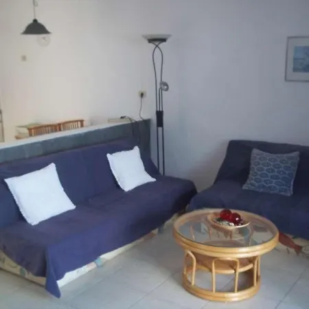 Διαμέρισμα Sleeps 2 Pool Wifi