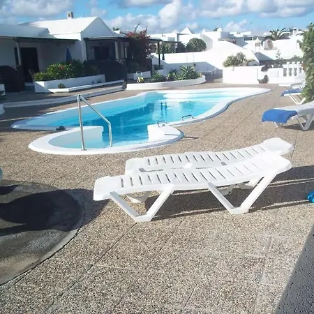 Sleeps 2 Pool Wifi *